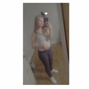 Meet your Posher, Ashley